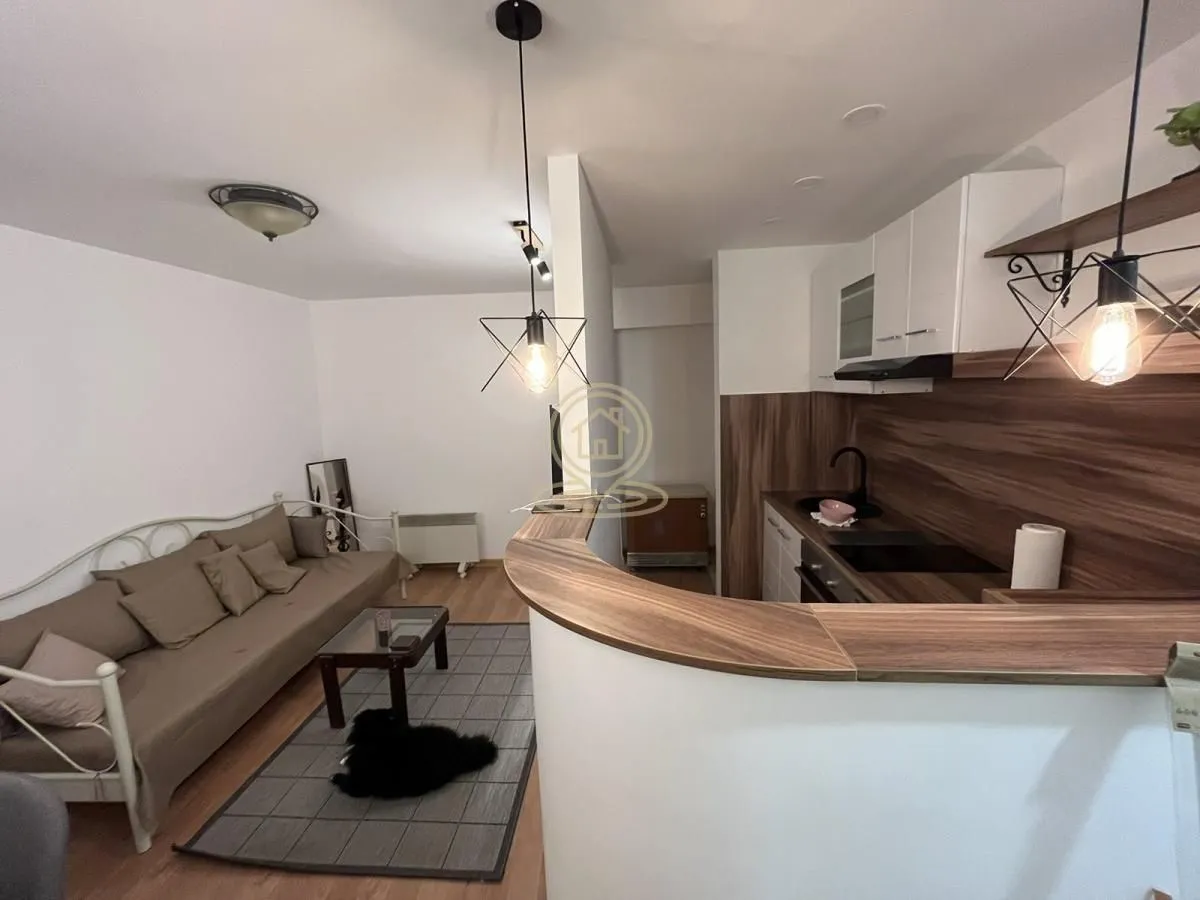 Prodaja, jednosoban stan, 36m², Stari Grad, Beograd