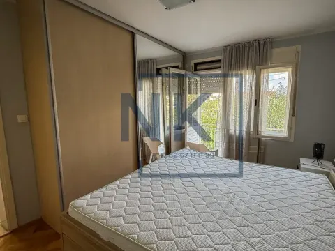 Izdavanje, dvosoban stan, 106m², Stari Aerodrom, Podgorica - image 6