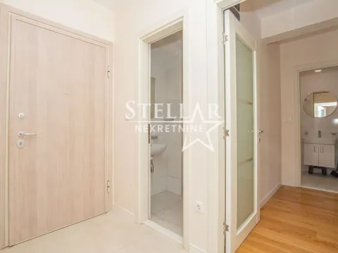 Izdavanje, dvosoban stan, 69m², Central Point, Podgorica - image 6