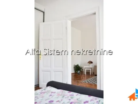 Rent, two bedroom apartment, 50m², Stari Grad, Beograd - image 12