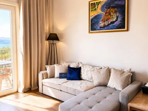 Sale, one bedroom apartment, 57m², Luštica Bay, Tivat - image 2