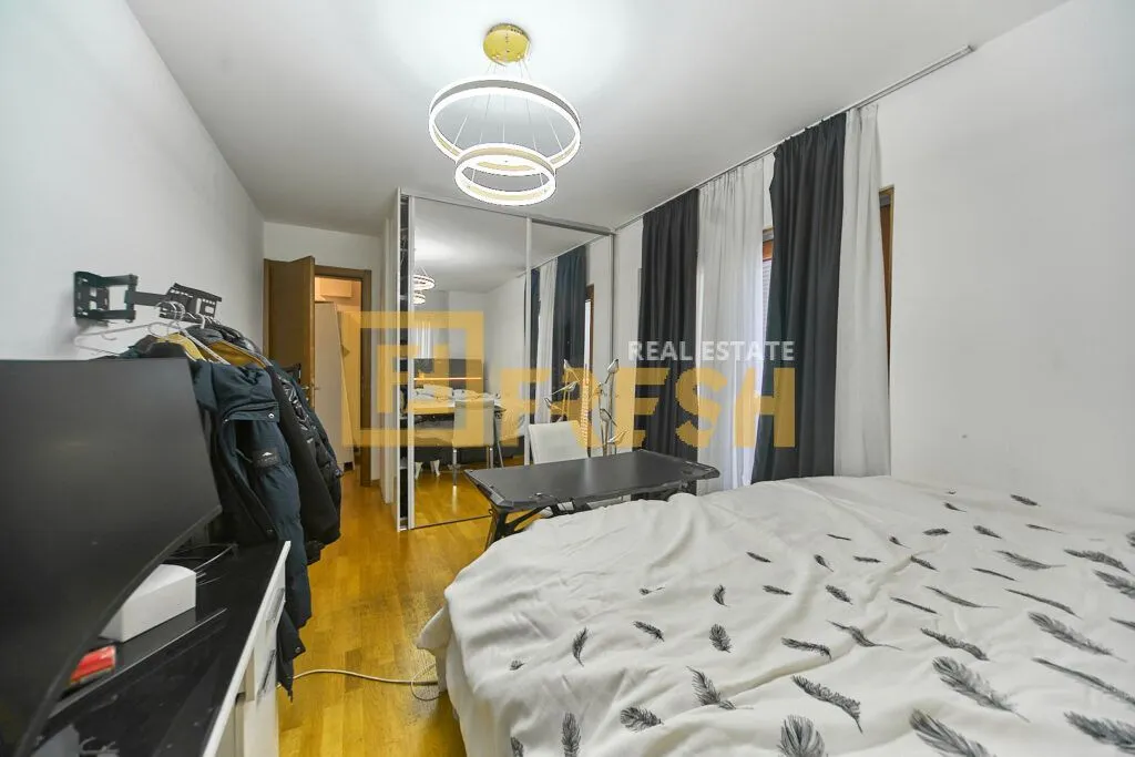 Prodaja, trosoban stan, 120m², Tološi, Podgorica