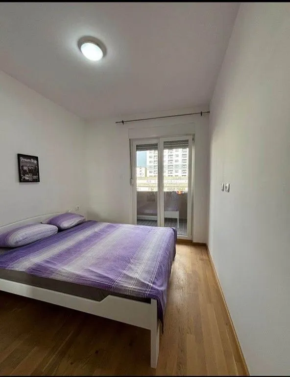 Izdavanje, jednosoban stan, 45m², Zabjelo, Podgorica