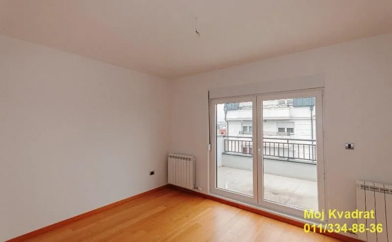 Prodaja, trosoban stan, 92m², Autokomanda, Voždovac Sve Podlokacije