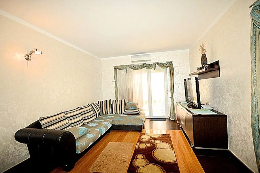 Prodaja, jednosoban stan, 59m², Đenovići, Herceg Novi