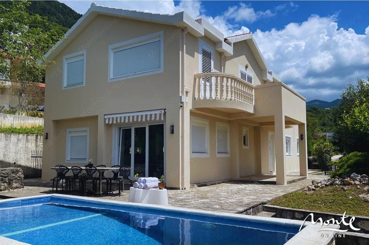 Sale, house, 270m², Kotor, Crna Gora