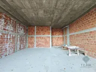 Izdavanje, poslovni prostor, 170m², Kod Capital Plaze, Podgorica - image 9