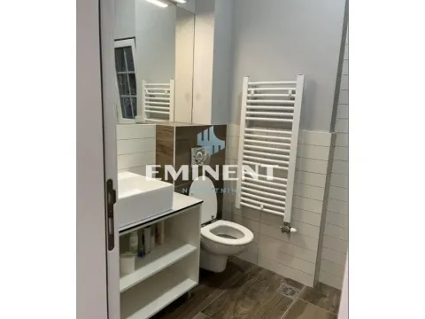 Izdavanje, trosoban stan, 82m², Kalenić Pijaca, Vračar Sve Podlokacije - image 7