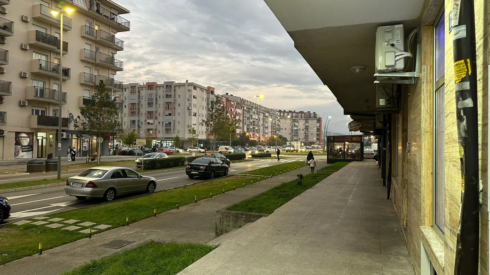 Rent, office space, 115m², Stari Aerodrom, Podgorica