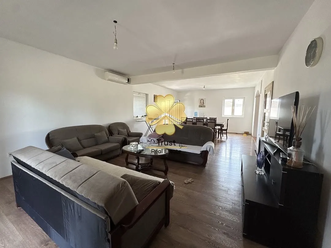 Sale, house, 310m², Gornja Gorica, Podgorica