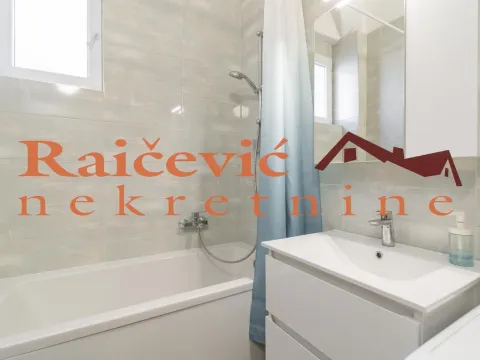 Sale, three bedroom apartment, 72m², Autokomanda, Voždovac Sve Podlokacije - image 12