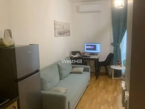 Prodaja, stan, 29m², Bečići, Budva - image 1