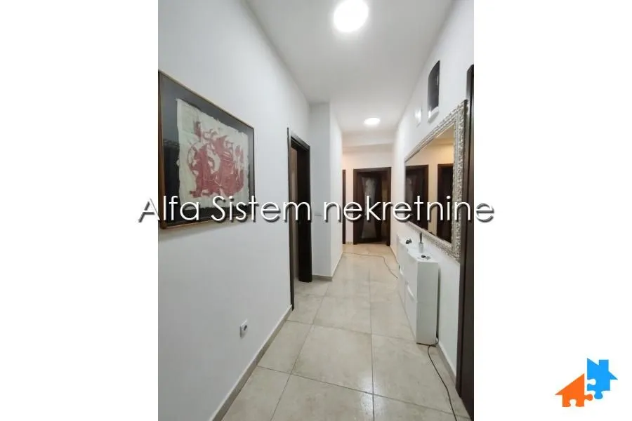 Rent, four bedroom apartment, 100m², Zemun Centar, Zemun Sve Podlokacije