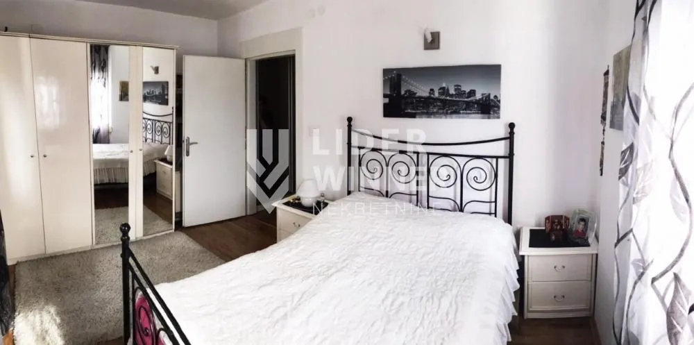 Sale, four bedroom apartment, 118m², Vračar Hram, Vračar Sve Podlokacije