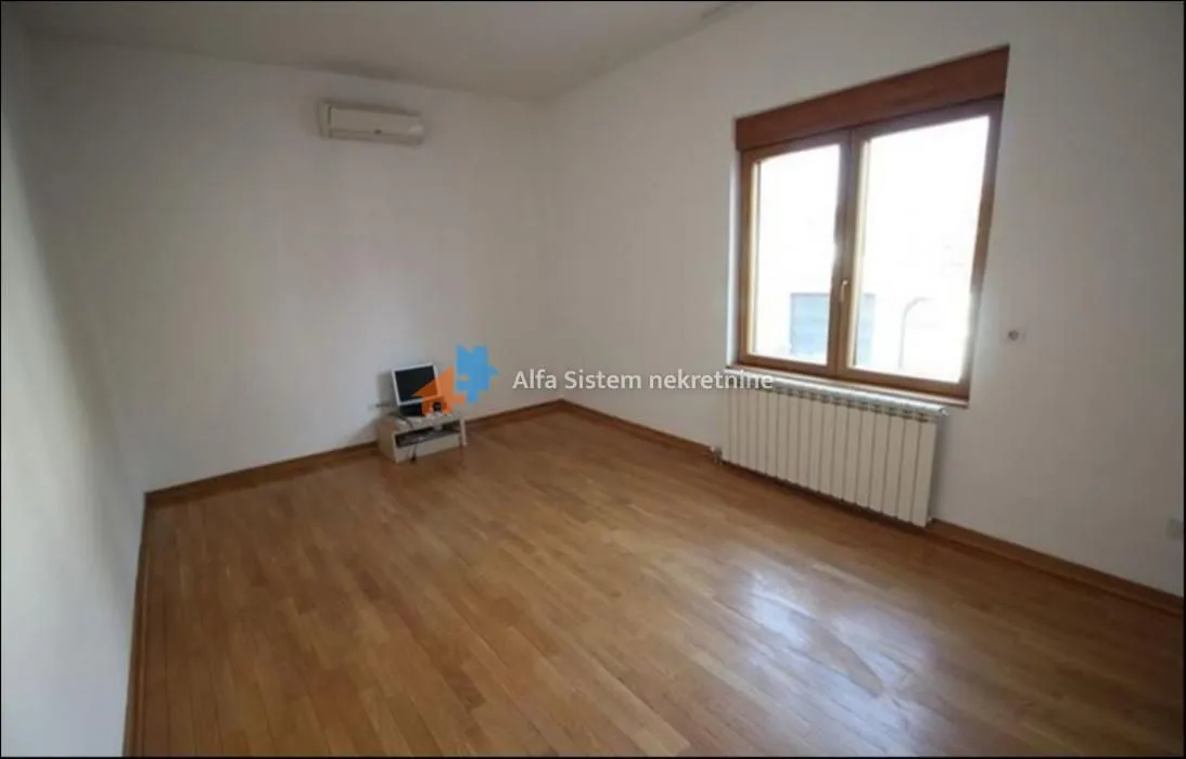 Izdavanje, kuća, 600m², Savski Venac, Beograd