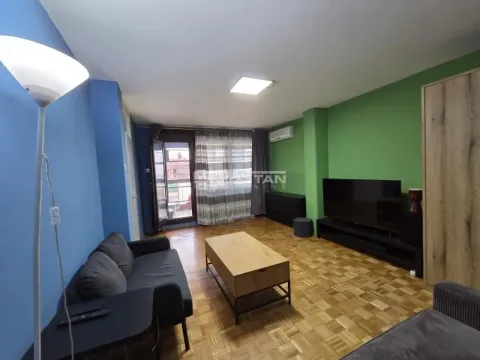 Stan in Novi Beograd Blok 72