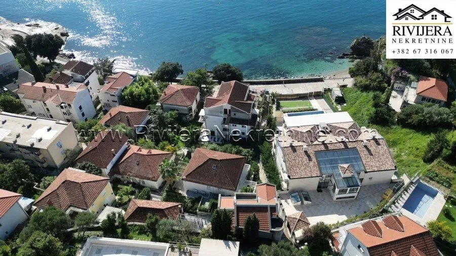 Prodaja, kuća, 264m², Centar, Herceg Novi