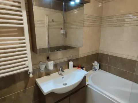 Izdavanje, dvosoban stan, 68m², Centar, Jagodina - image 20