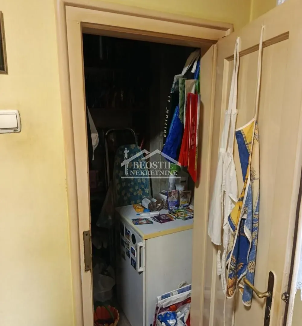 Sale, two bedroom apartment, 56m², Vračar Sve Podlokacije, Beograd