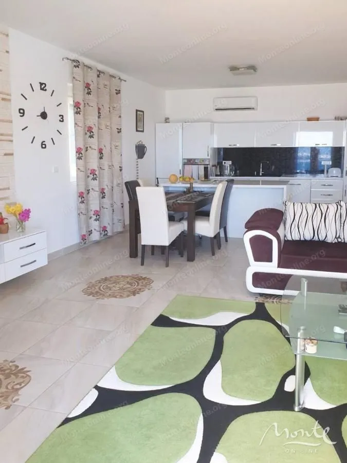 Sale, house, 358m², Dobre Vode, Bar