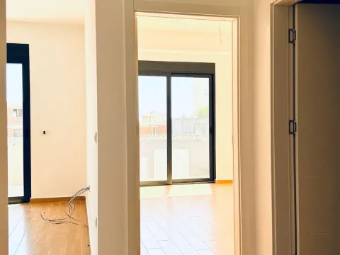 Prodaja, dvosoban stan, 76m², Pinješ, Ulcinj - image 9