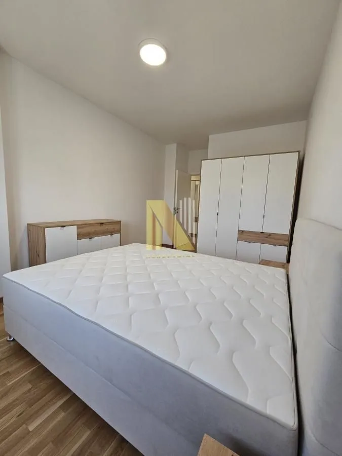 Izdavanje, trosoban stan, 63m², Avijatičarsko naselje, Novi Sad Sve Podlokacije