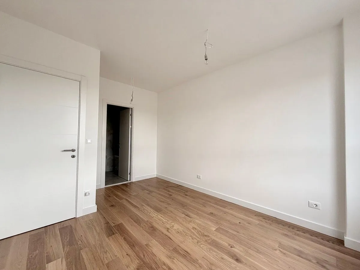 Izdavanje, poslovni prostor, 70m², Novi Beograd Blok 65, Novi Beograd Sve Podlokacije