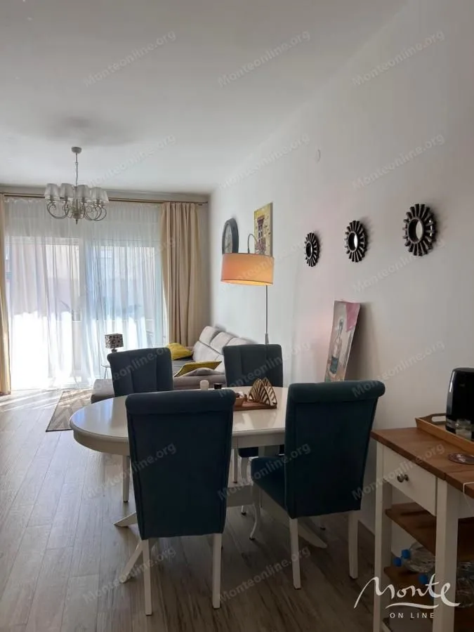 Sale, two bedroom apartment, 83m², Dobre Vode, Bar