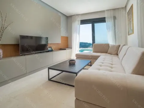 Prodaja, kuća, 160m², Centar, Budva - image 12