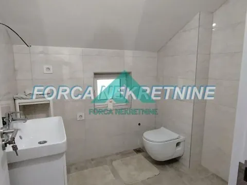 Sale, house, 431m², Višnjička Banja, Palilula Sve Podlokacije - image 18