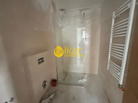 Prodaja, četvorosoban stan, 73m², Kluz, Zvezdara Sve Podlokacije - image 5