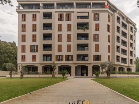 Sale, one bedroom apartment, 51m², Podgorica, Crna Gora - image 9