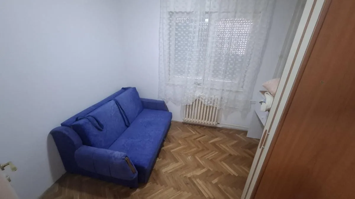 Izdavanje, jednosoban stan, 36m², Bulevar Oslobodjenja, Novi Sad Sve Podlokacije