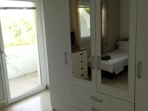 Rent, one bedroom apartment, 50m², Lepetani, Tivat - image 7