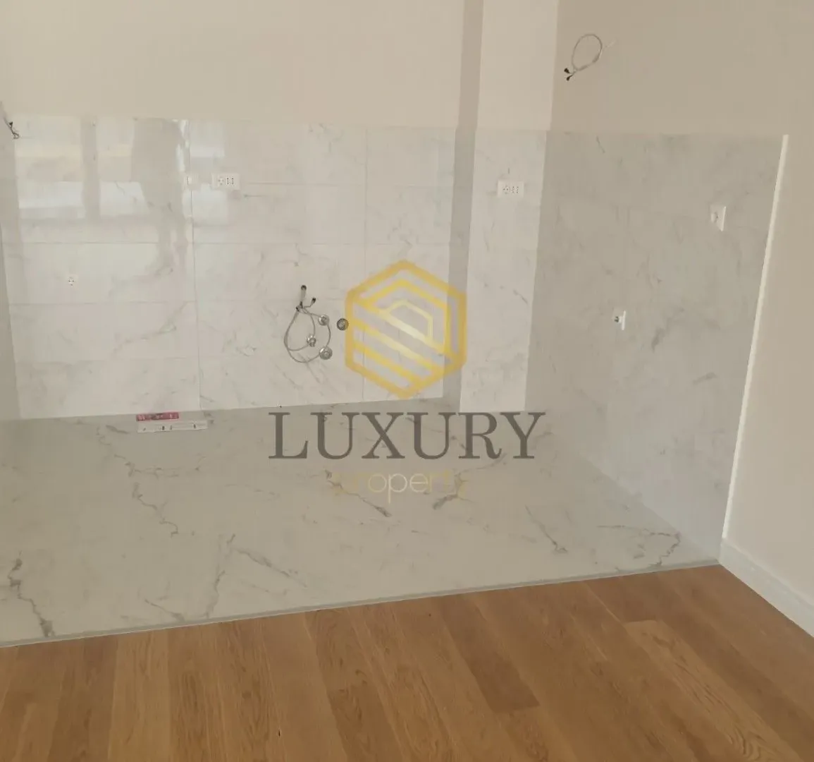 Izdavanje, dvosoban stan, 82m², Preko Morače, Podgorica