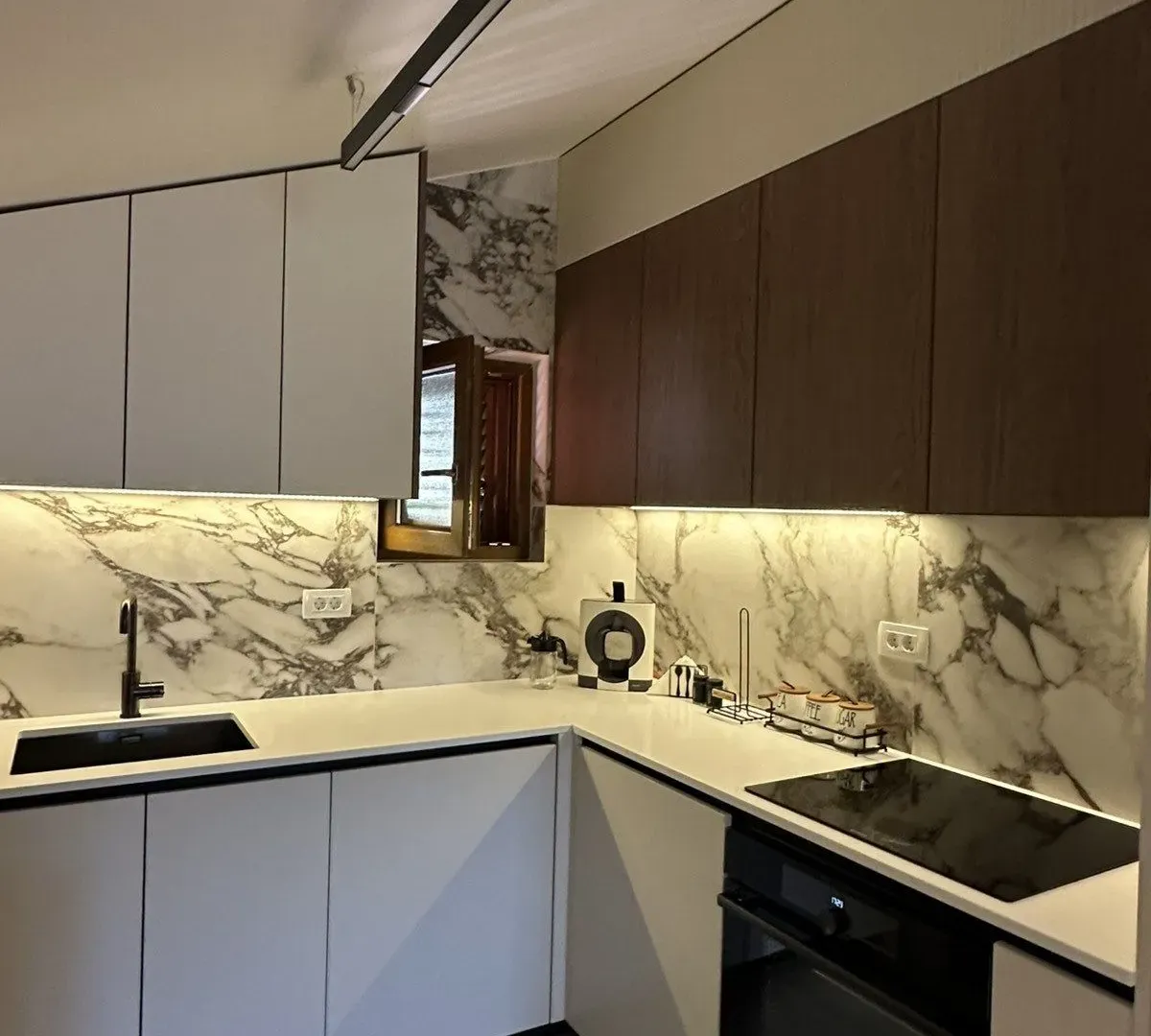 Rent, three bedroom apartment, 90m², Kotor, Crna Gora