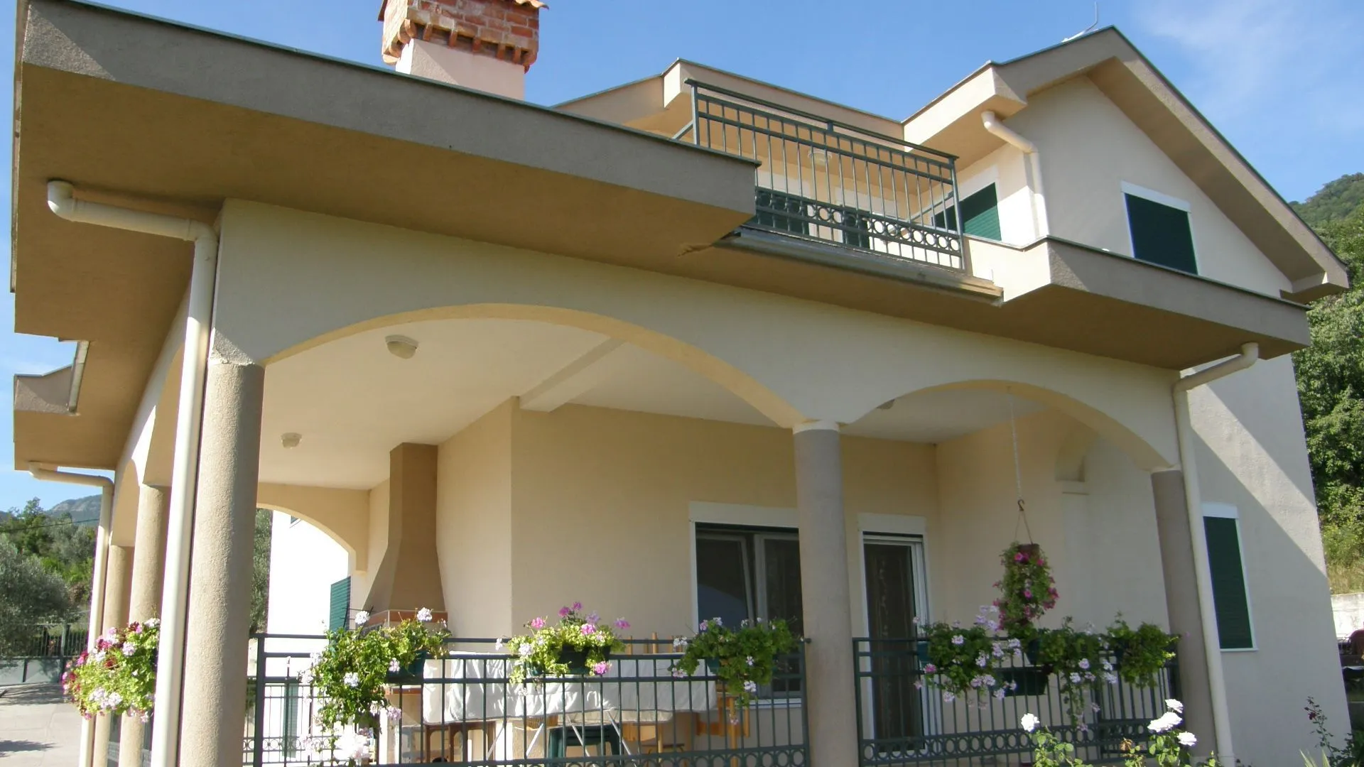 Prodaja, kuća, 157m², Kavač, Kotor