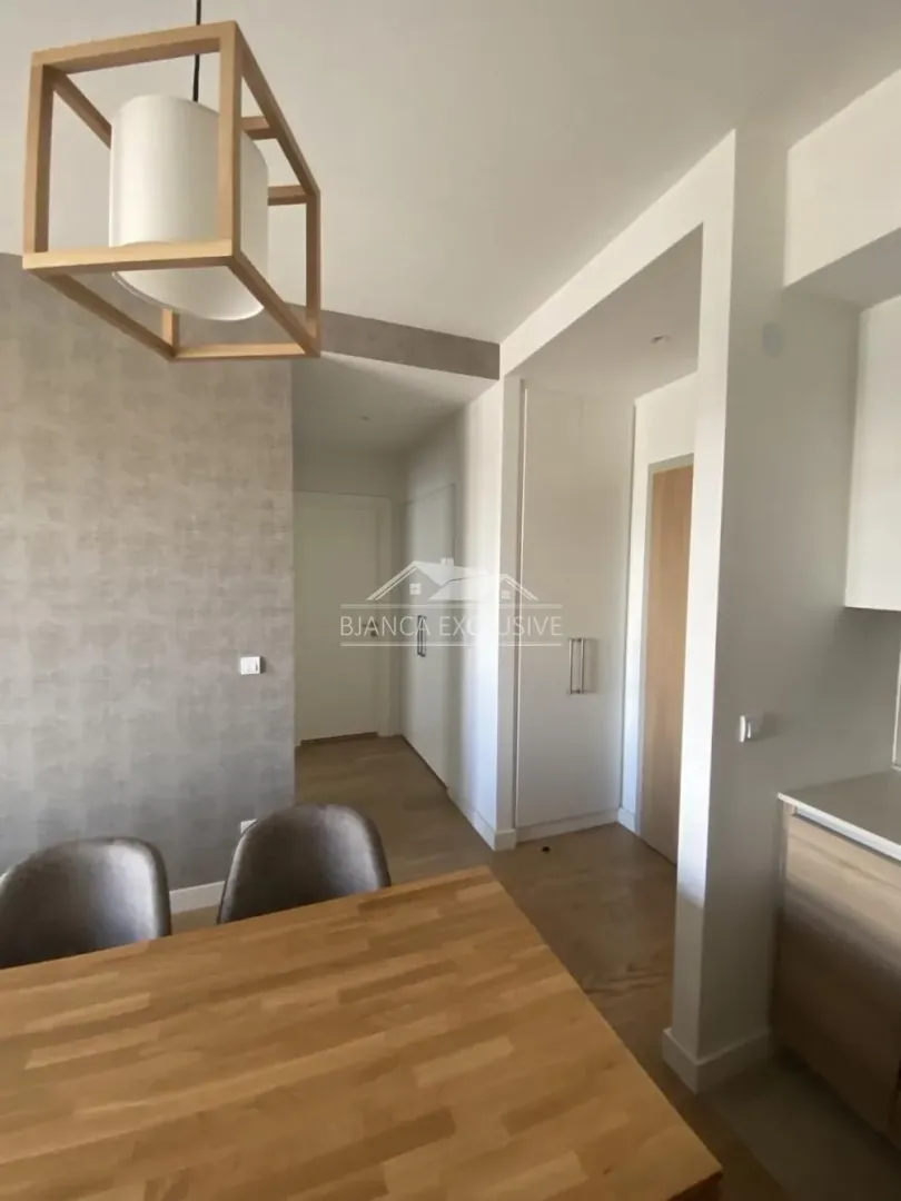 Sale, two bedroom apartment, 54m², Savski Venac, Beograd