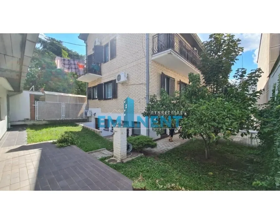 Sale, house, 415m², Savski Venac, Beograd