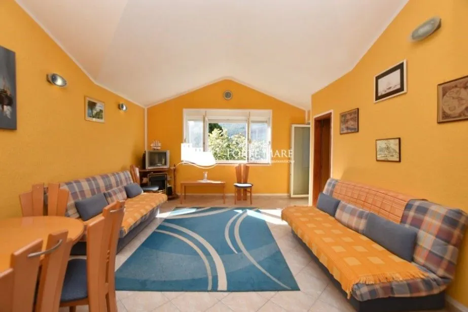 Prodaja, dvosoban stan, 70m², Đenovići, Herceg Novi