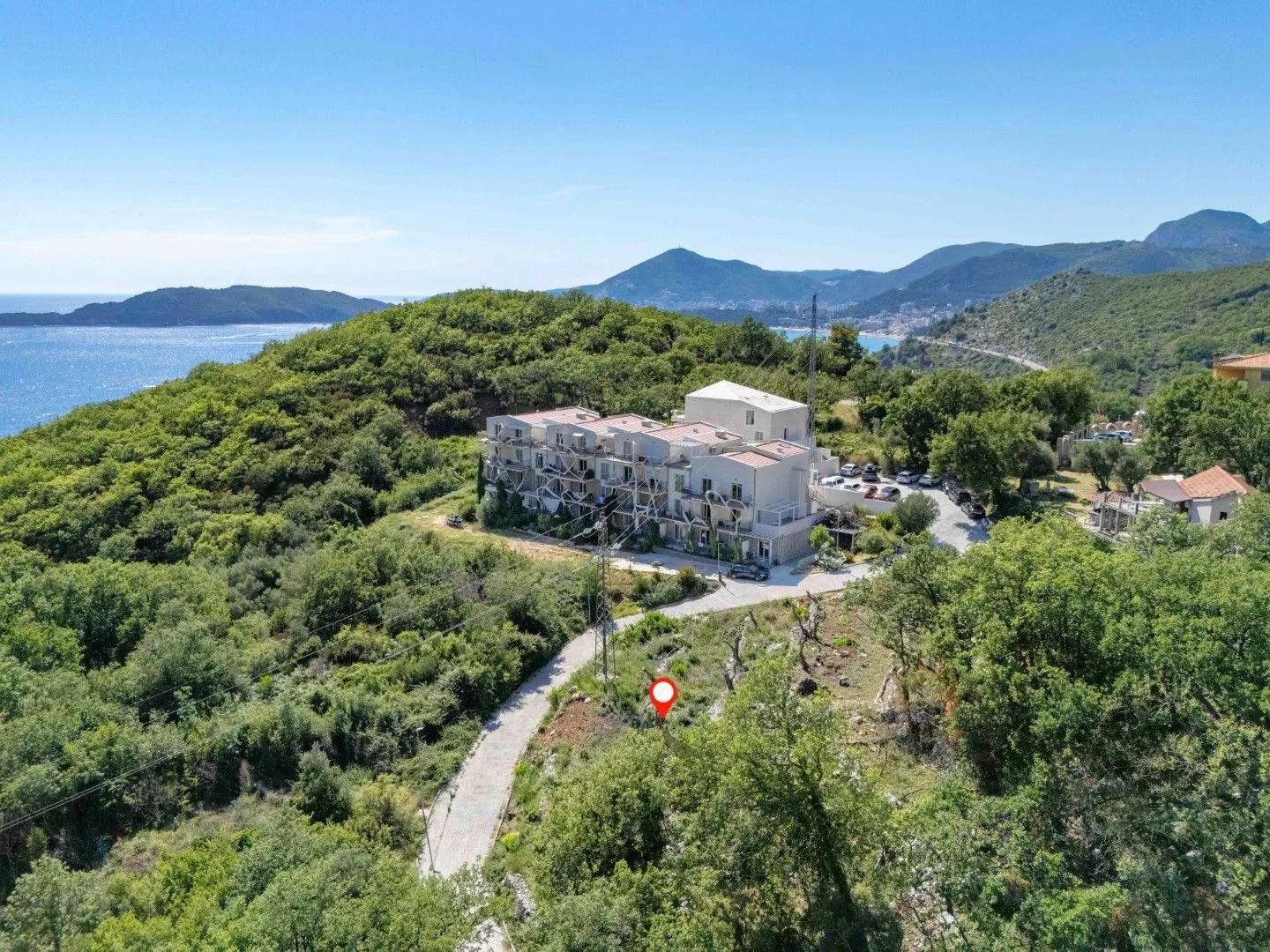 Prodaja, plac, 733m², Pržno, Budva
