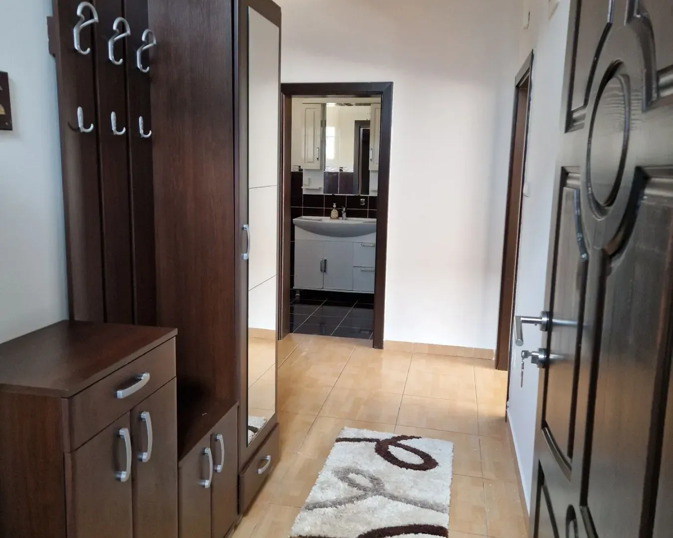Rent, two bedroom apartment, 115m², Tološi, Podgorica