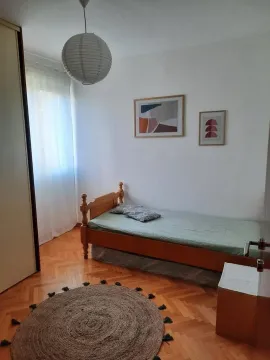 Izdavanje, dvosoban stan, 70m², Centar, Podgorica - image 3