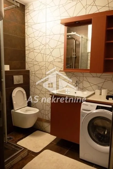 Izdavanje, dvosoban stan, 60m², Voždovačka Crkva, Voždovac Sve Podlokacije