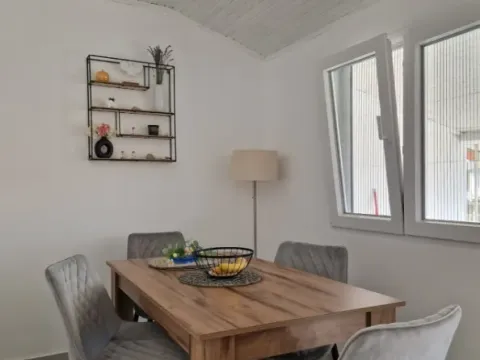 Prodaja, trosoban stan, 122m², Šušanj, Bar - image 4