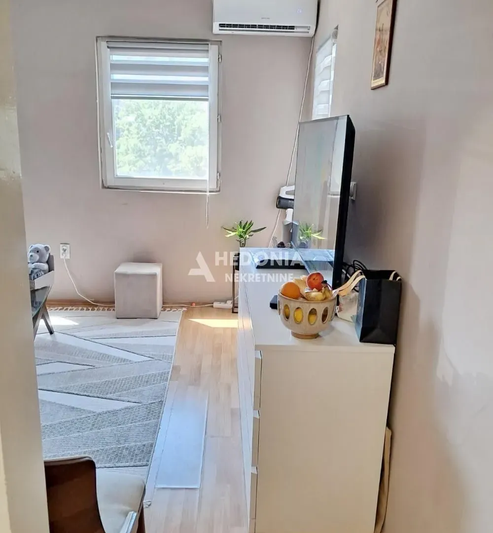 Prodaja, jednosoban stan, 27m², Karaburma, Palilula Sve Podlokacije