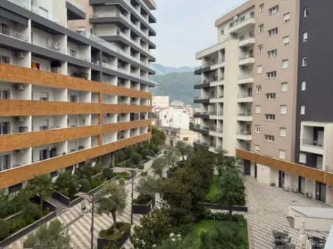 Rent, one bedroom apartment, 45m², Golubovina, Budva - image 11