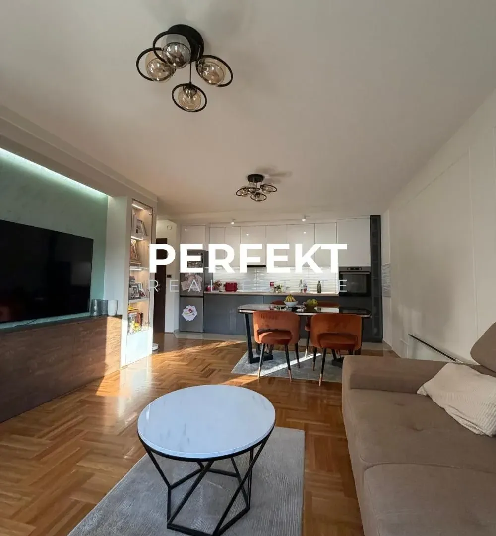 Prodaja, trosoban stan, 73m², Strelište, Pančevo