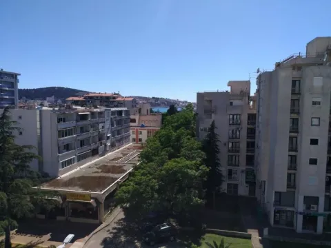 Rent, two bedroom apartment, 80m², Bar, Crna Gora - image 5