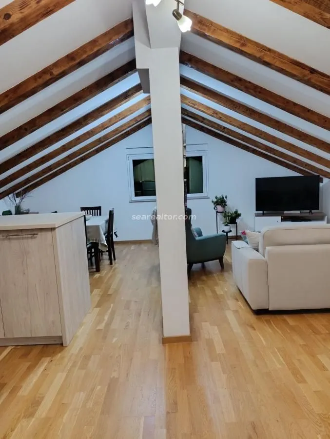 Rent, two bedroom apartment, 88m², Tivat, Crna Gora